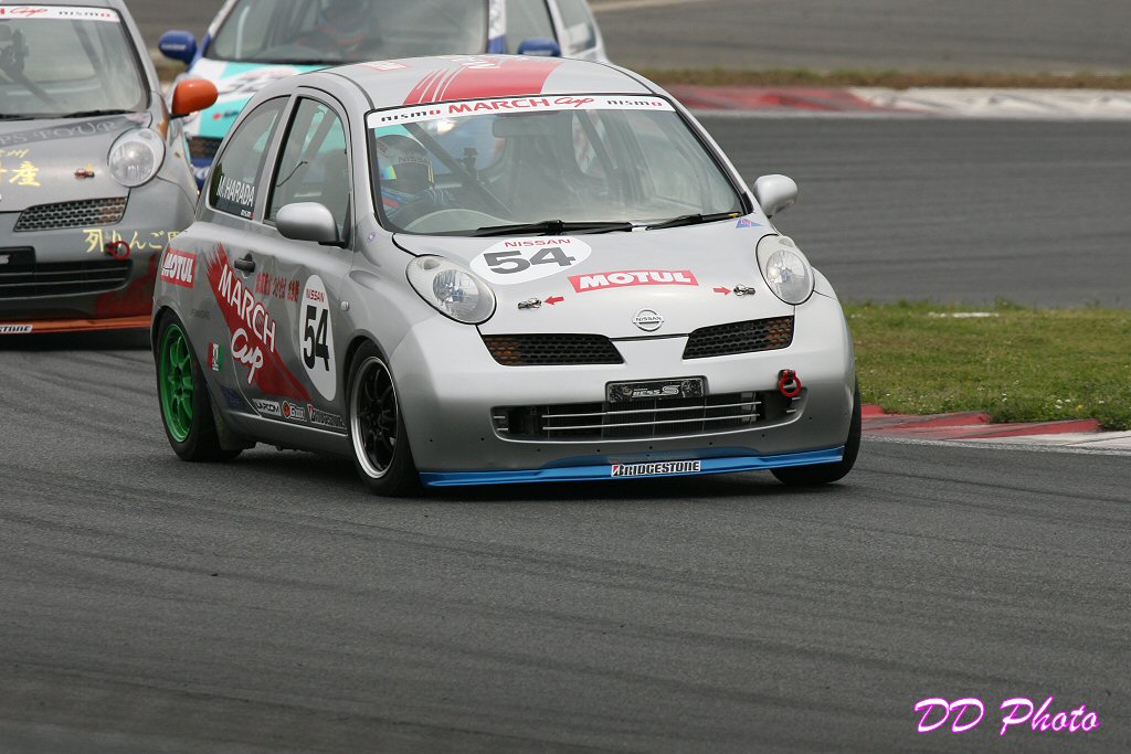 QG2H5251m.jpg