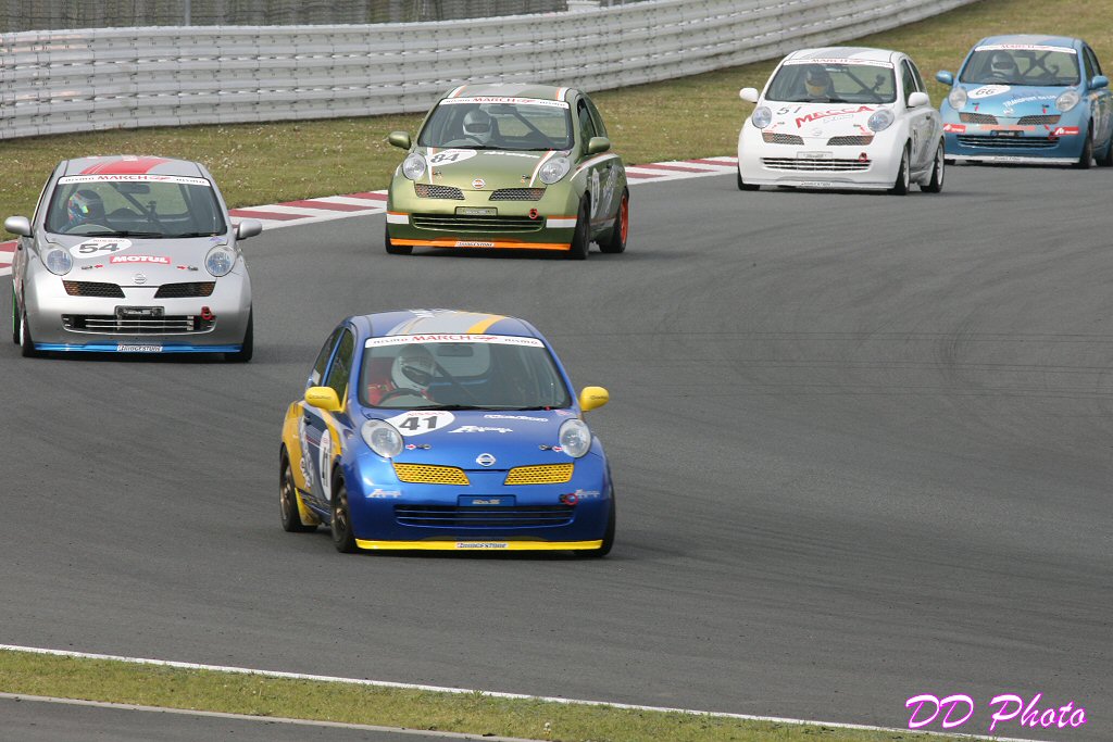 QG2H6180m.jpg